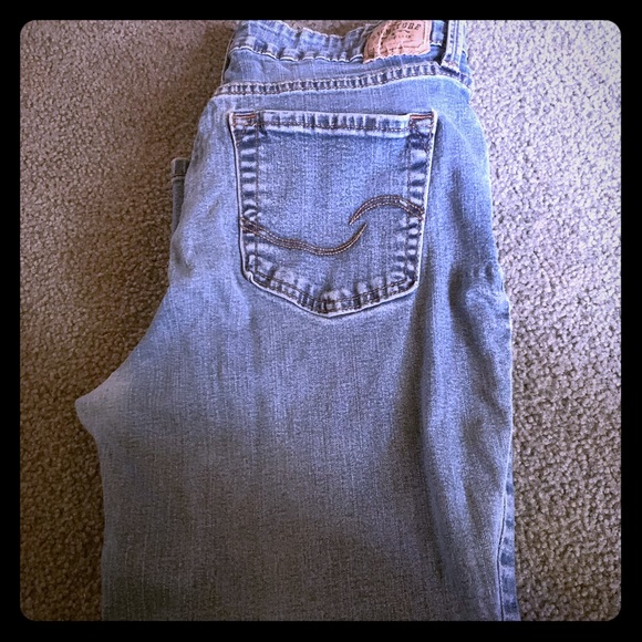 Levi’s - Picture 1 of 2